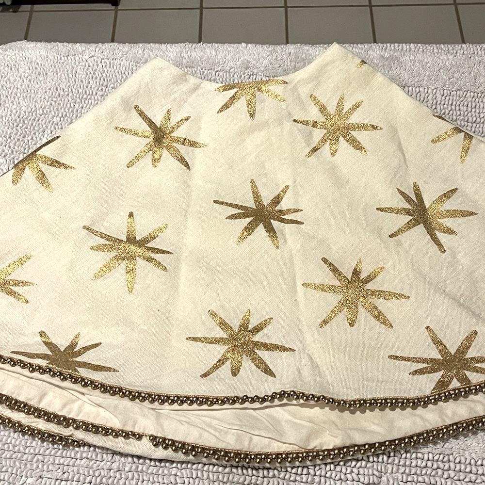 Coton Colors Gold Metallic and Cream Beaded Tree Skirt